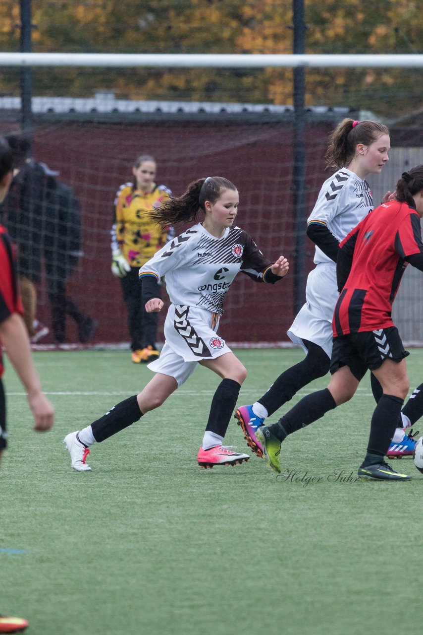 Bild 222 - B-Juniorinnen FC St.Pauli . Braedstrup IF : Ergebnis: 4:1